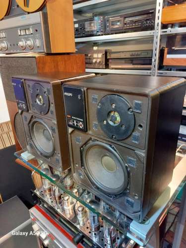 Philips AH 541  MFB  aktiv Lautsprecher 2 Wege in Holz Esche schwarz